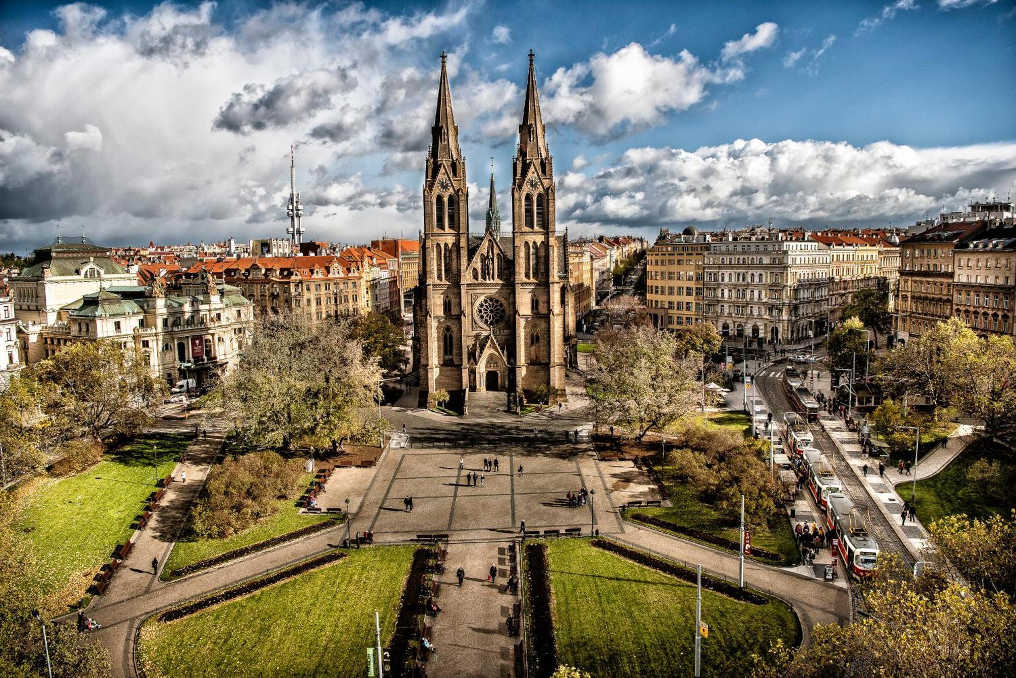 Basic Underground Apartments Next To The Center - Best Tram Line, Cool Local Area Praga Esterno foto